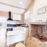 Сasa de vacaciones Cozy In With Wifi *